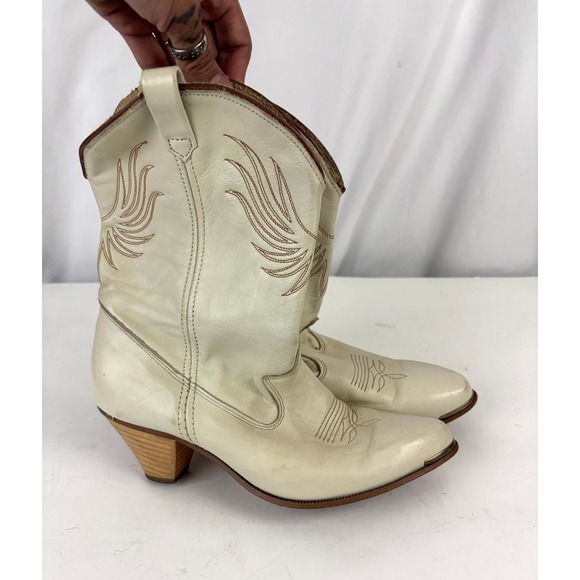 dingo Shoes - Vintage Dingo Cream Leather Western Ankle Boots Womens 8.5 Cowboy Booties
